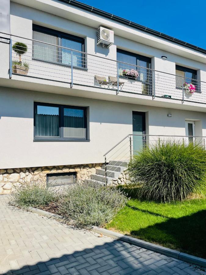 Apartmany Lednice Nejdek Exterior photo